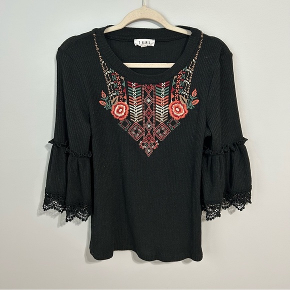 Anthropologie THML Black Floral Embroidered Blouse 3/4 Sleeve Women’s Size Small - Picture 1 of 6
